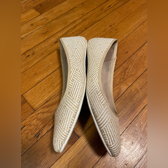 Kelly And Katie Womens Knit Pointed/Almond Toe Slip On Flats Beige Size 9.5M - Picture 7 of 7